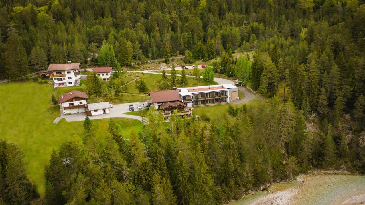 Hotel Garni Isarlodge Wiesenhof Шарніц Екстер'єр фото